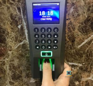 Máy chấm công vân tay RONALD JACK F18 - tpcao.com