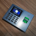 Máy chấm công Ronald Jack 9300Pro