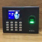 Máy chấm công & kiểm soát cửa Ronald Jack 550Plus