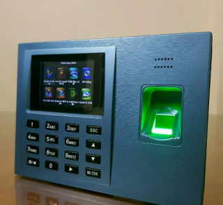 Máy chấm công Ronald Jack 9300Pro