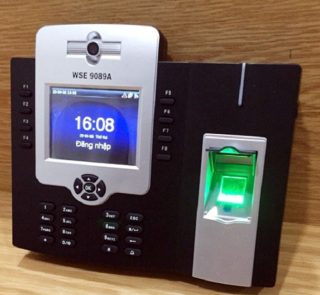 Máy chấm công Wise eye 9089A / 50000 vân tay / giao dịch 800000 lần